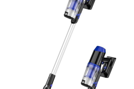 Draadloze stofzuiger met een transparante stofcontainer en een blauw en zwart ontwerp. De stofzuiger heeft een lange, flexibele steel en een multifunctionele zuigkop voor verschillende oppervlakken.