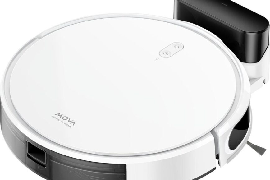 Een witte robotstofzuiger met een ronde vorm en een zwart gedeelte aan de bovenkant. De stofzuiger heeft een eenvoudig bedieningspaneel met knoppen en een doorzichtige stofcontainer aan de onderkant.