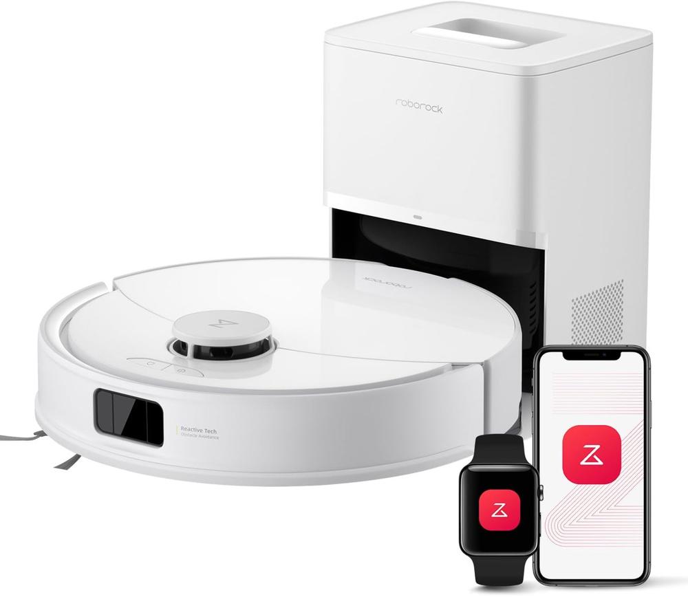 Een robotstofzuiger van Roborock met een stijlvolle, witte design staat naast een oplaadstation. Daarnaast zijn een smartphone en een smartwatch te zien, beide met een app die de stofzuiger bedient.