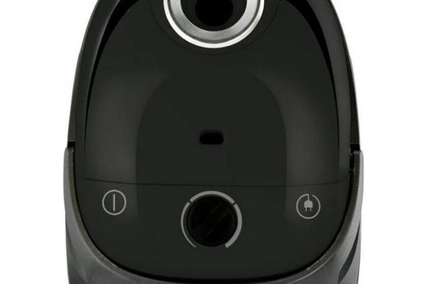 Zwarte stofzuiger met een gladde afwerking, weergegeven vanuit een frontaal perspectief. De stofzuiger heeft duidelijke knoppen voor aan/uit en instellingen, met een ronde stofzuigmond aan de bovenkant.